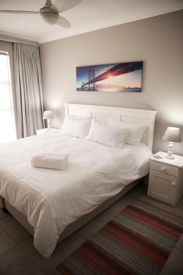Mari-Amor Self-Catering Apartments モーセル・ベイ エクステリア 写真